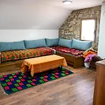 Apartment Family Na Krovu Svijeta *